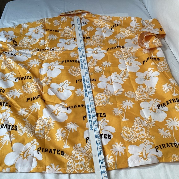 MLB Pittsburgh Pirates Baseball Hawaiian Button Up Shirt Men’s size XL - Picture 10 of 14